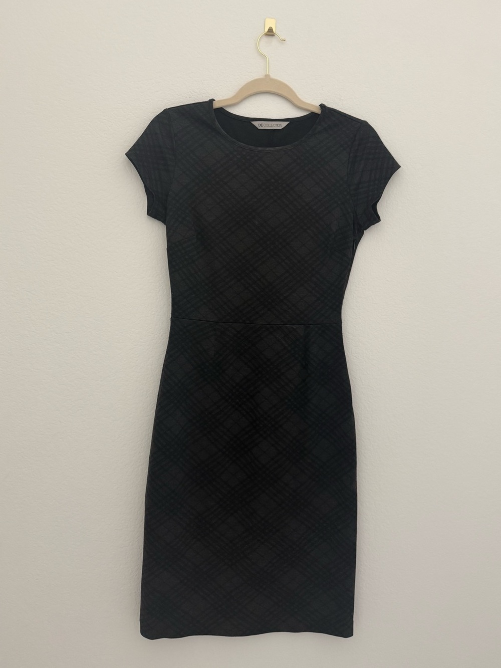 Downeast black wiggle dress
